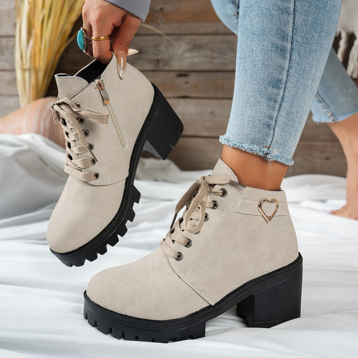 Beige / 12