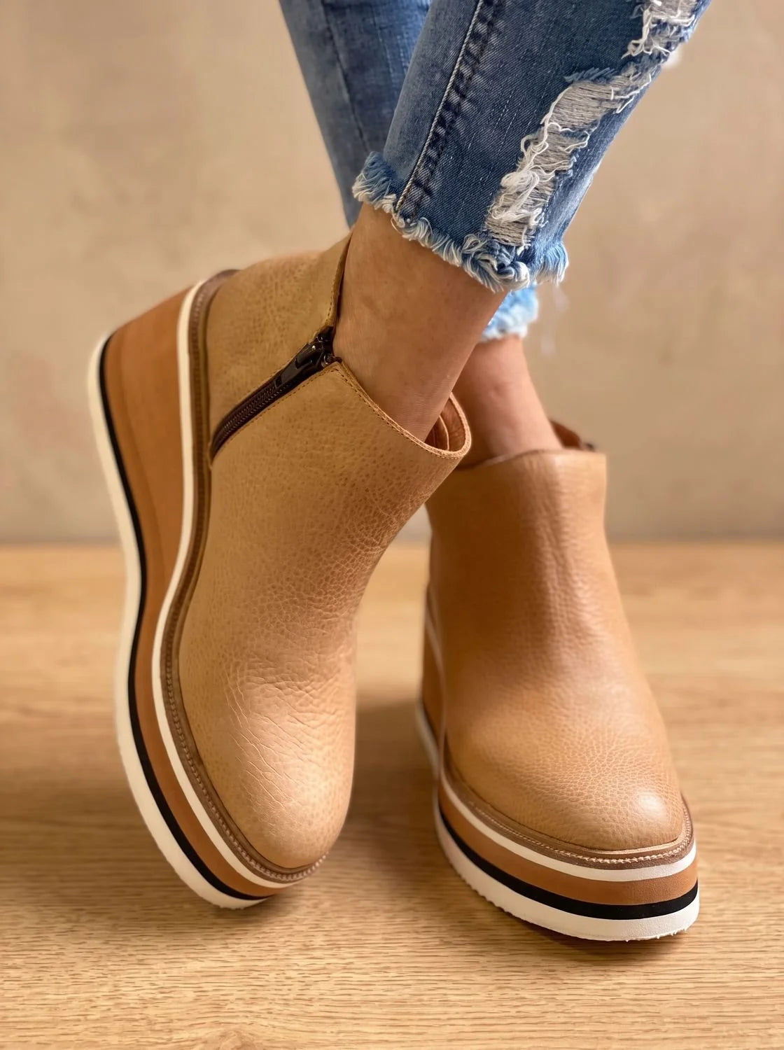 Beige / 12
